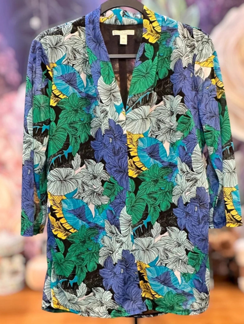 Dana Buchman XL Blouse 3/4 Sleeve V Neck Tropical Floral Print Lined Blue Top